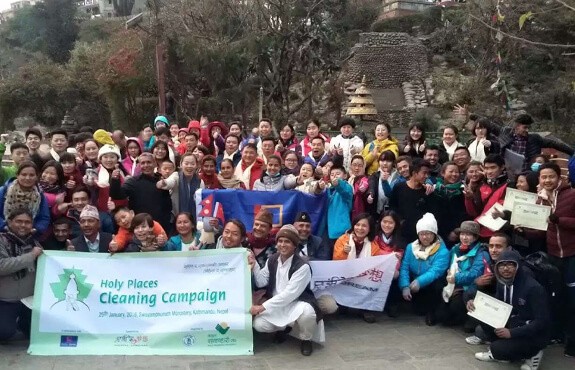 Chinese Students Visit Nepal and Did Helping, Hiking, and Exploring